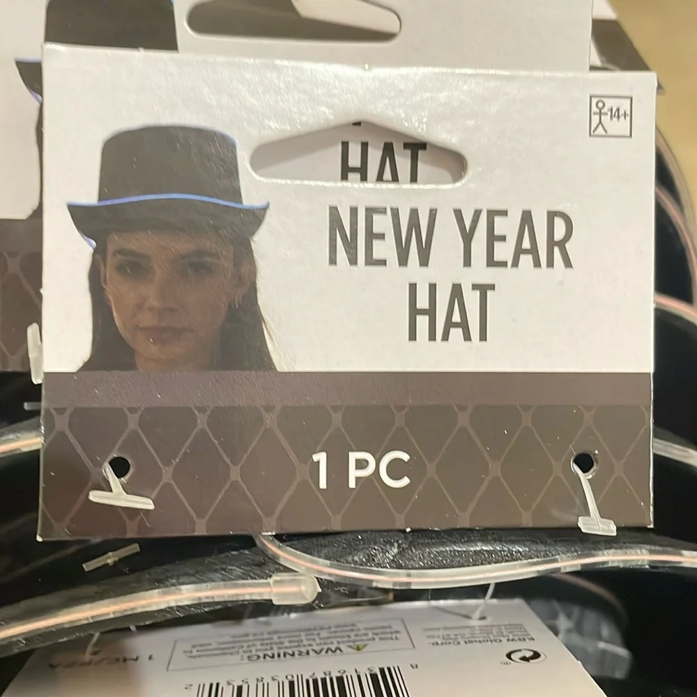 Lot of 6 NEW Happy New Year Light up top hats Black & Silver Celebration Party